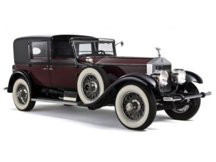 A Look Back in Time: Explore Vintage Cars at the Classic Car Shop